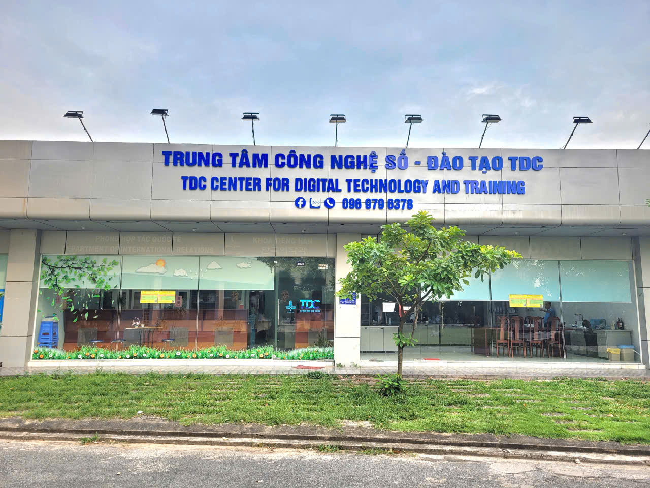 Ôn và thi chuẩn đầu ra tin học, ngoại ngữ